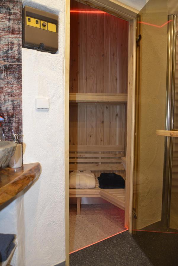 Eifel Kate, Relaxen Mit Sauna Und Whirlpool Dahlem  Exterior photo